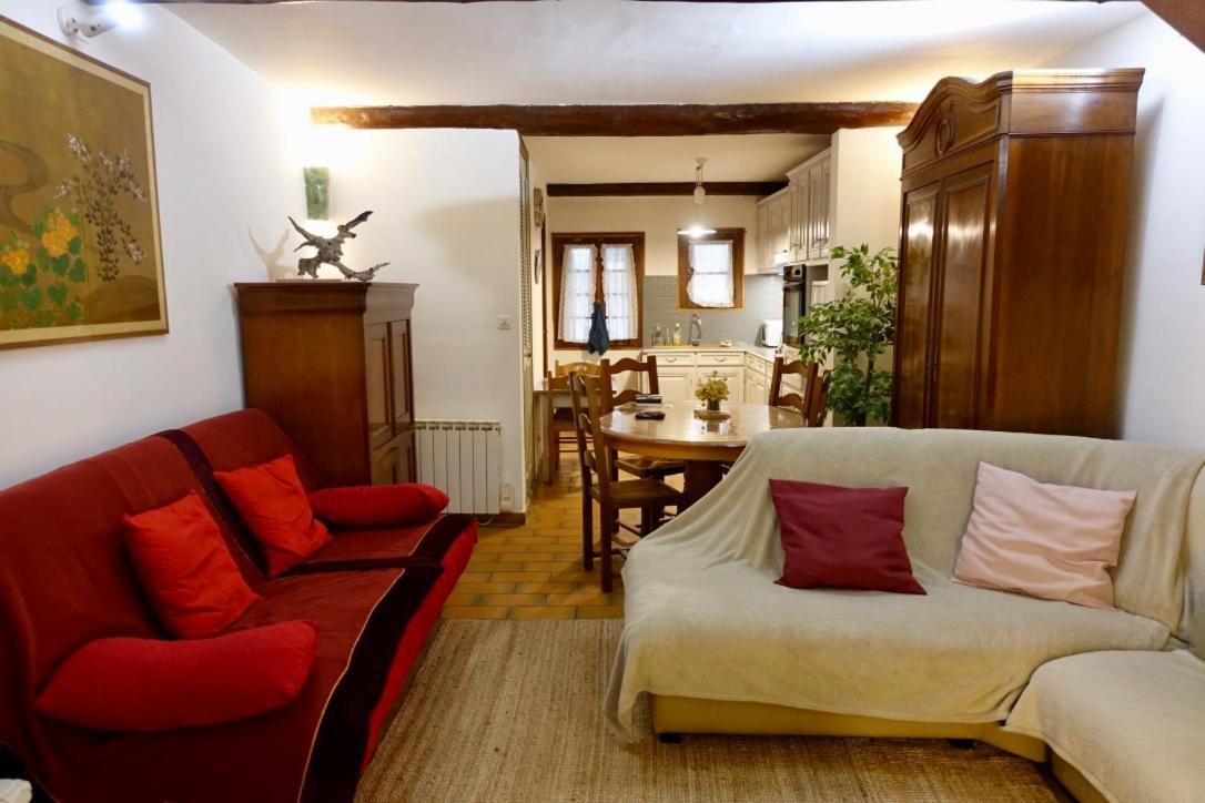 Charmante Maison A Saint Guilhem Le Desert Luaran gambar