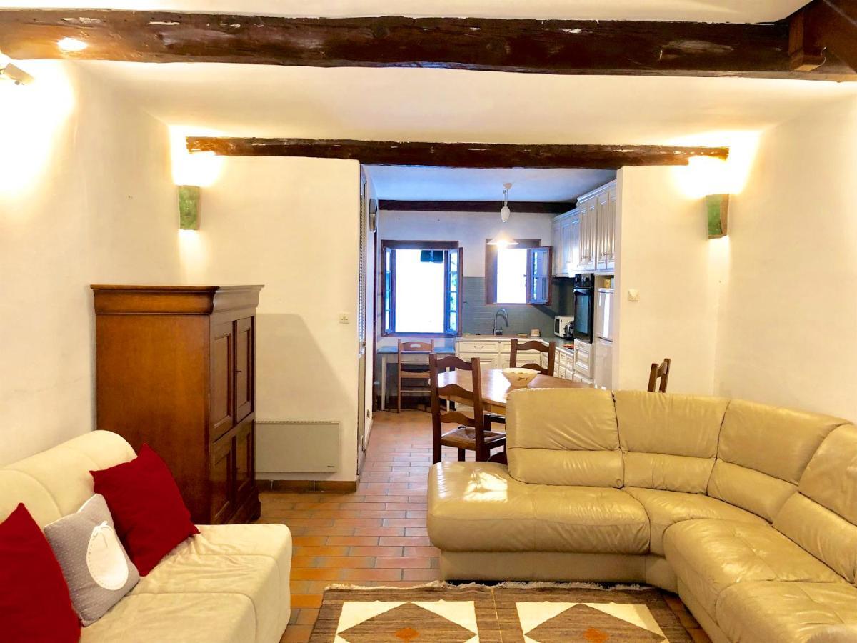 Charmante Maison A Saint Guilhem Le Desert Luaran gambar